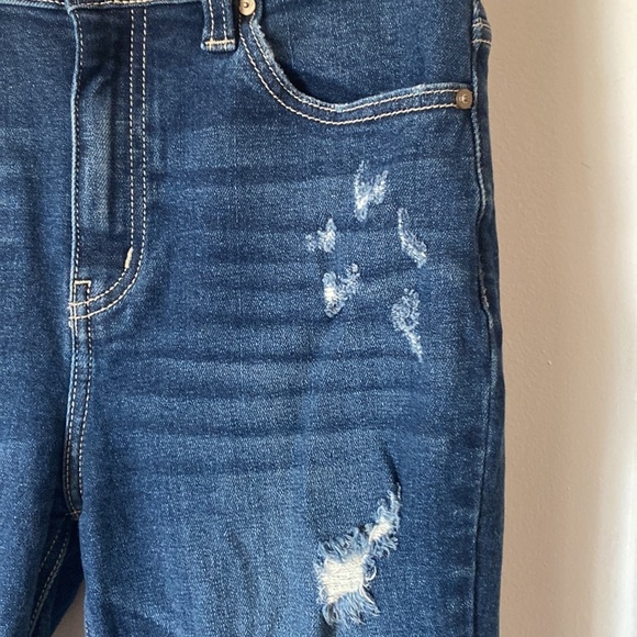 KANCAN distressed ankle skinny - Picture 5 of 11